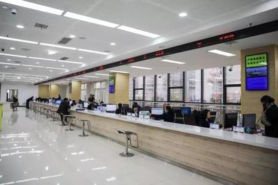 只進(jìn)一扇門 最多跑一次——勉縣新政務(wù)中心服務(wù)大廳正式投用，打造高效便民信息咨詢服務(wù)新標(biāo)桿